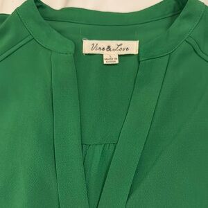 Vine & Love Green Blouse